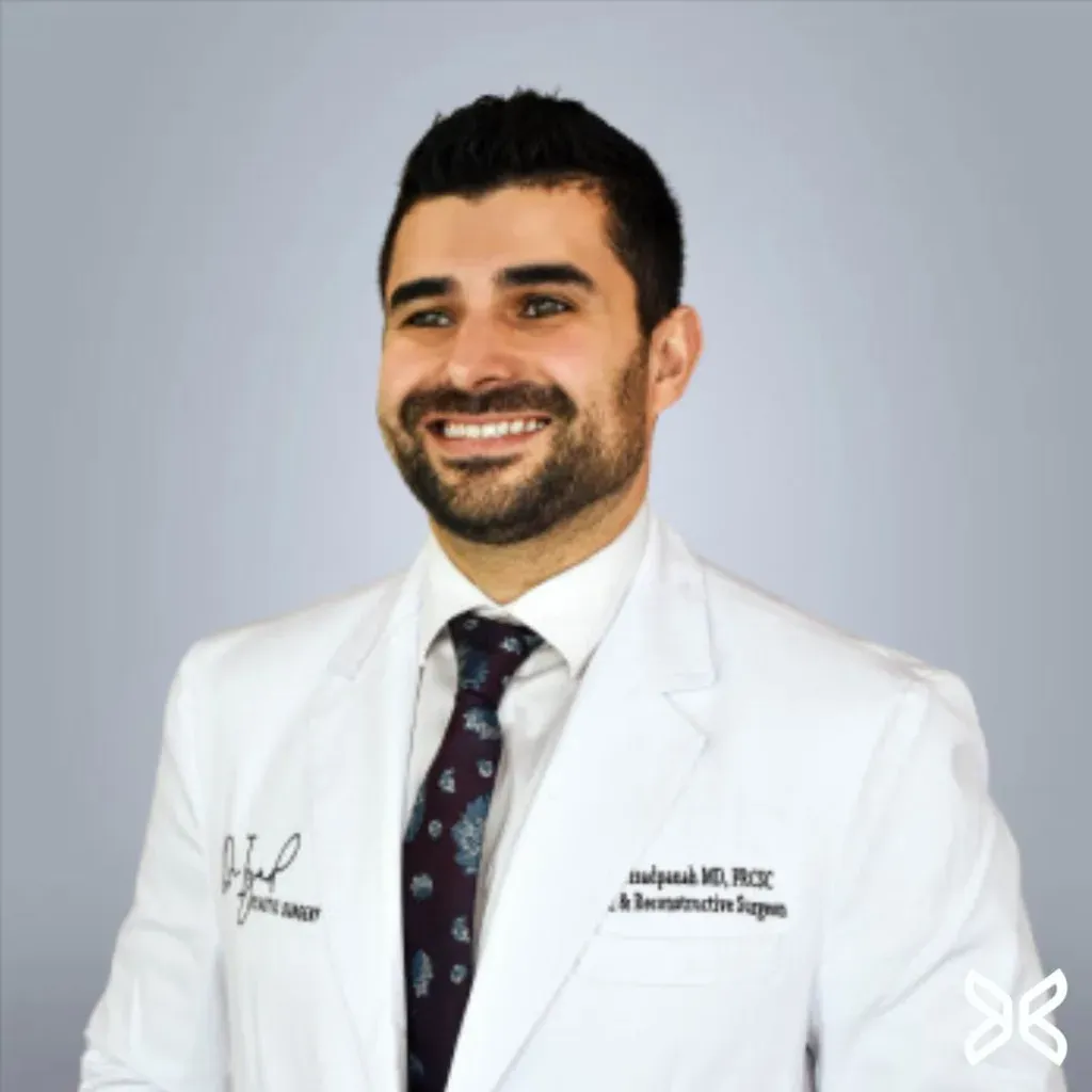 Dr. Arash Izadpanah